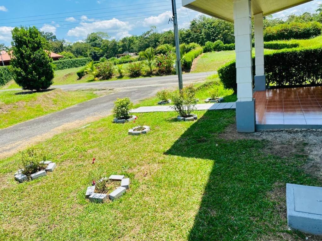 Casa de las Rosas Volcán Arenal La Fortuna Esterno foto